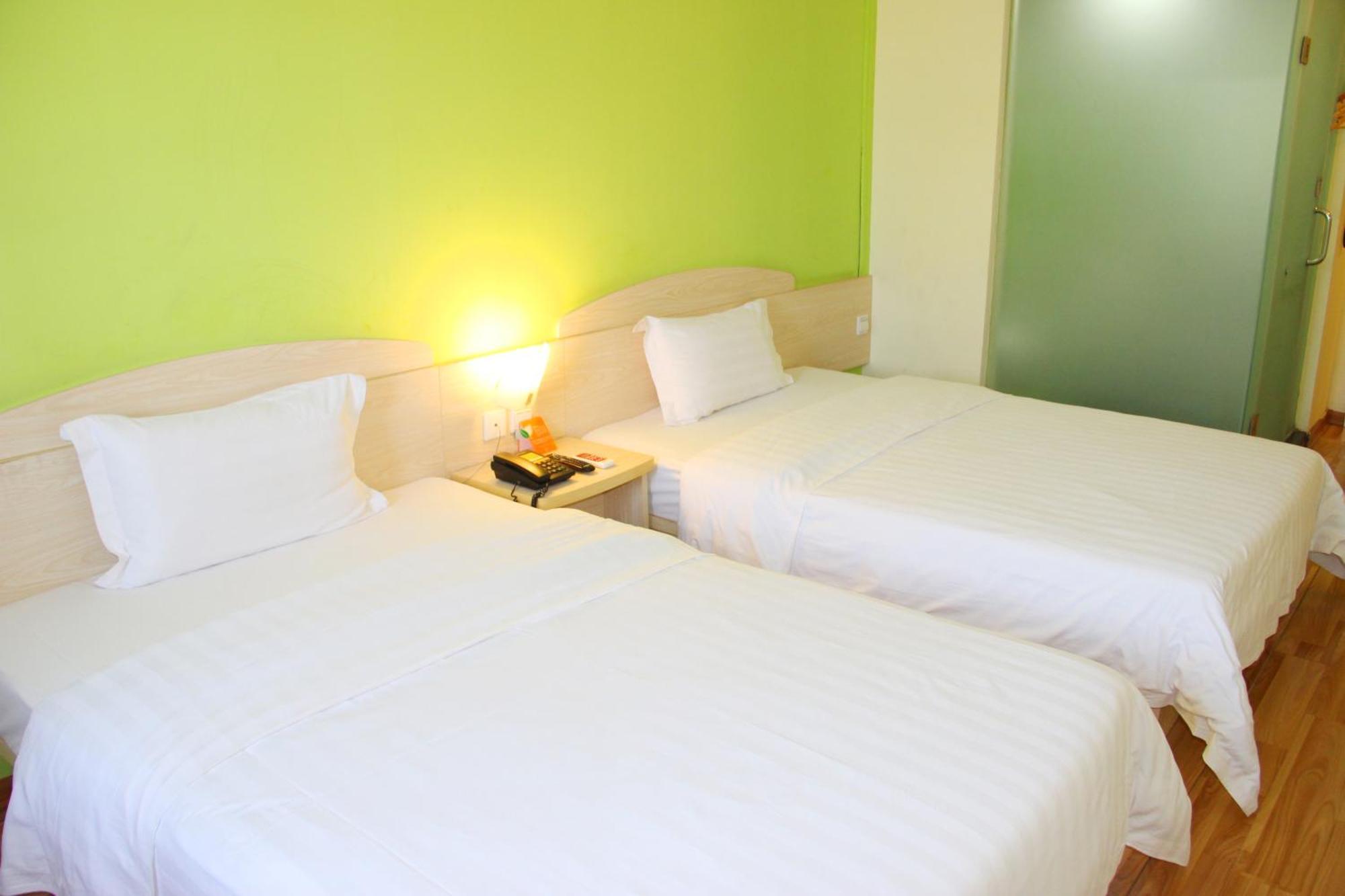 Iu Hotel Guangzhou Jingxi Nanfang Hospital Station Ngoại thất bức ảnh